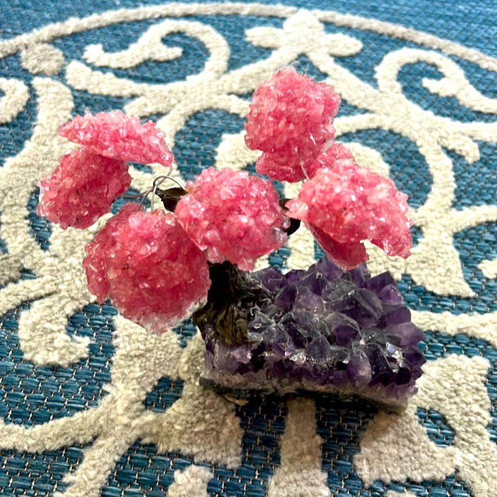 Rose qtz crystal tree